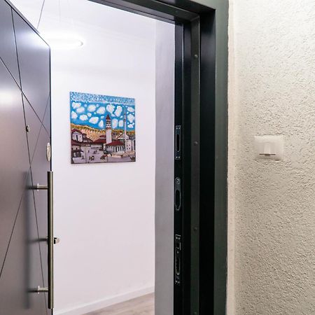 Signature Apartment 8 Tirana Extérieur photo